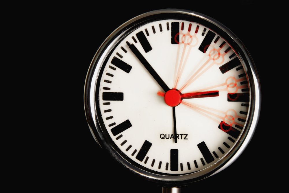 black-background-clock-hour-39557.jpg